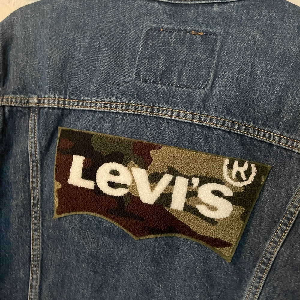 Levi’s TRUCKER JACKET - Picture 5 of 5